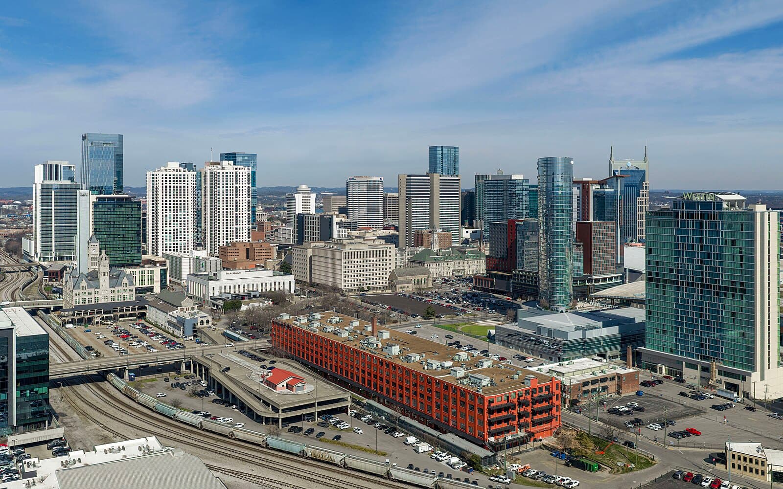 Nashville, TN skyline / city view