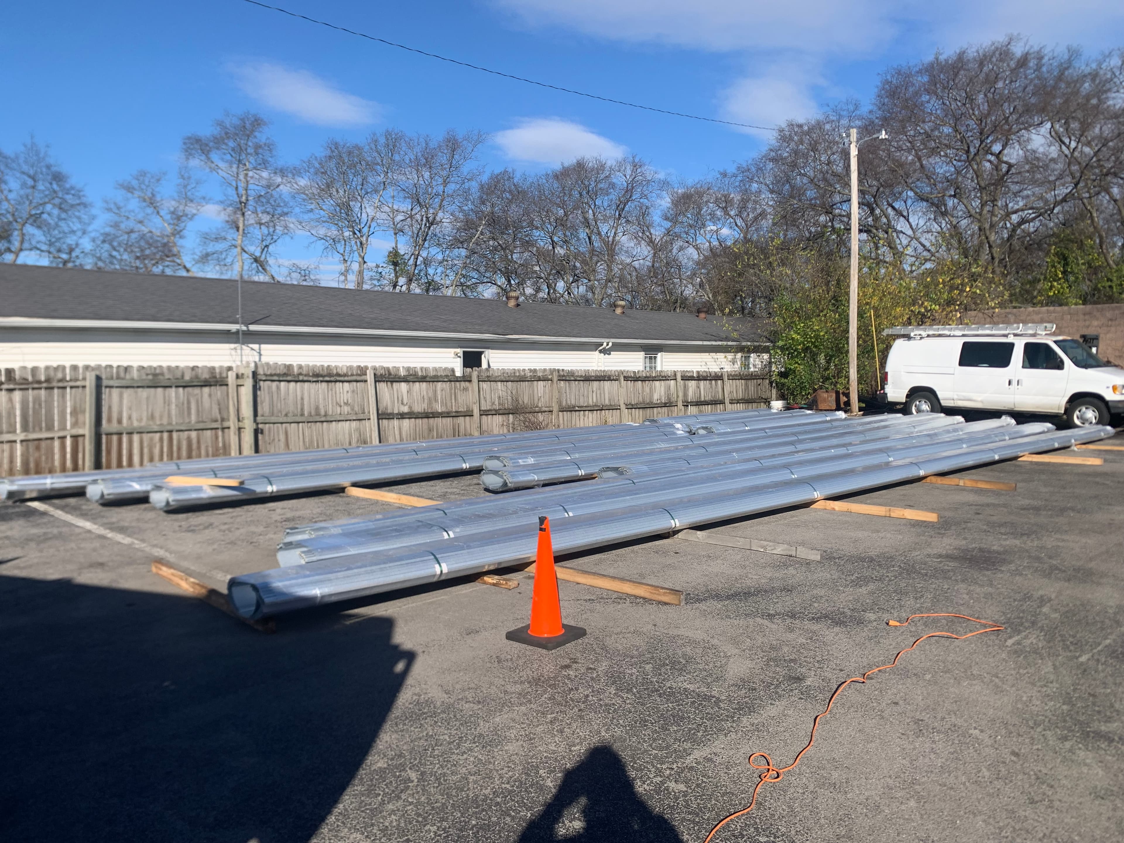 Commercial flat roof system on a multi-tenant property