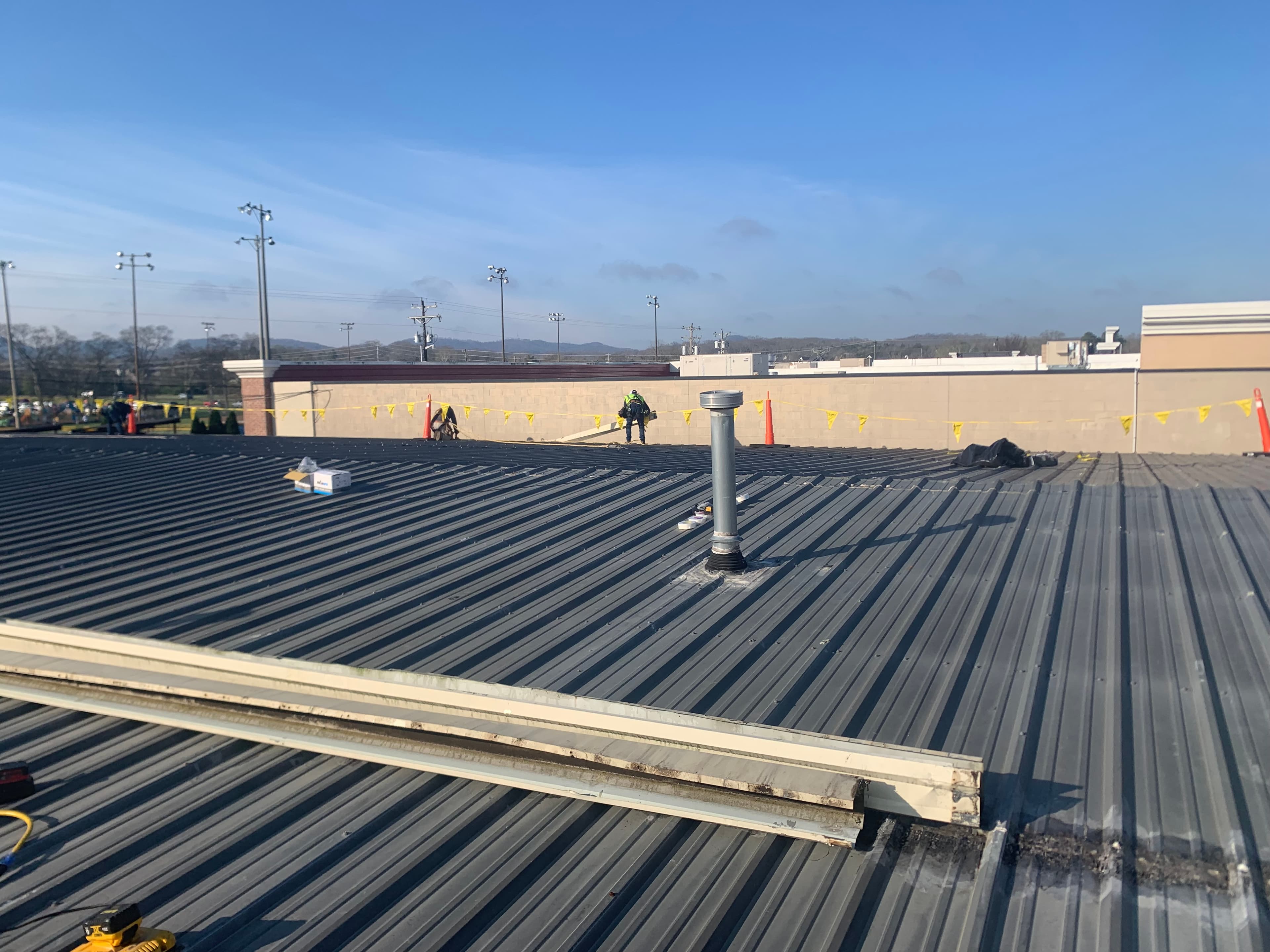 Commercial roofing Huntsville AL - Cummings Research Park, Redstone Arsenal adjacency, aerospace and defense tenant commercial coverage