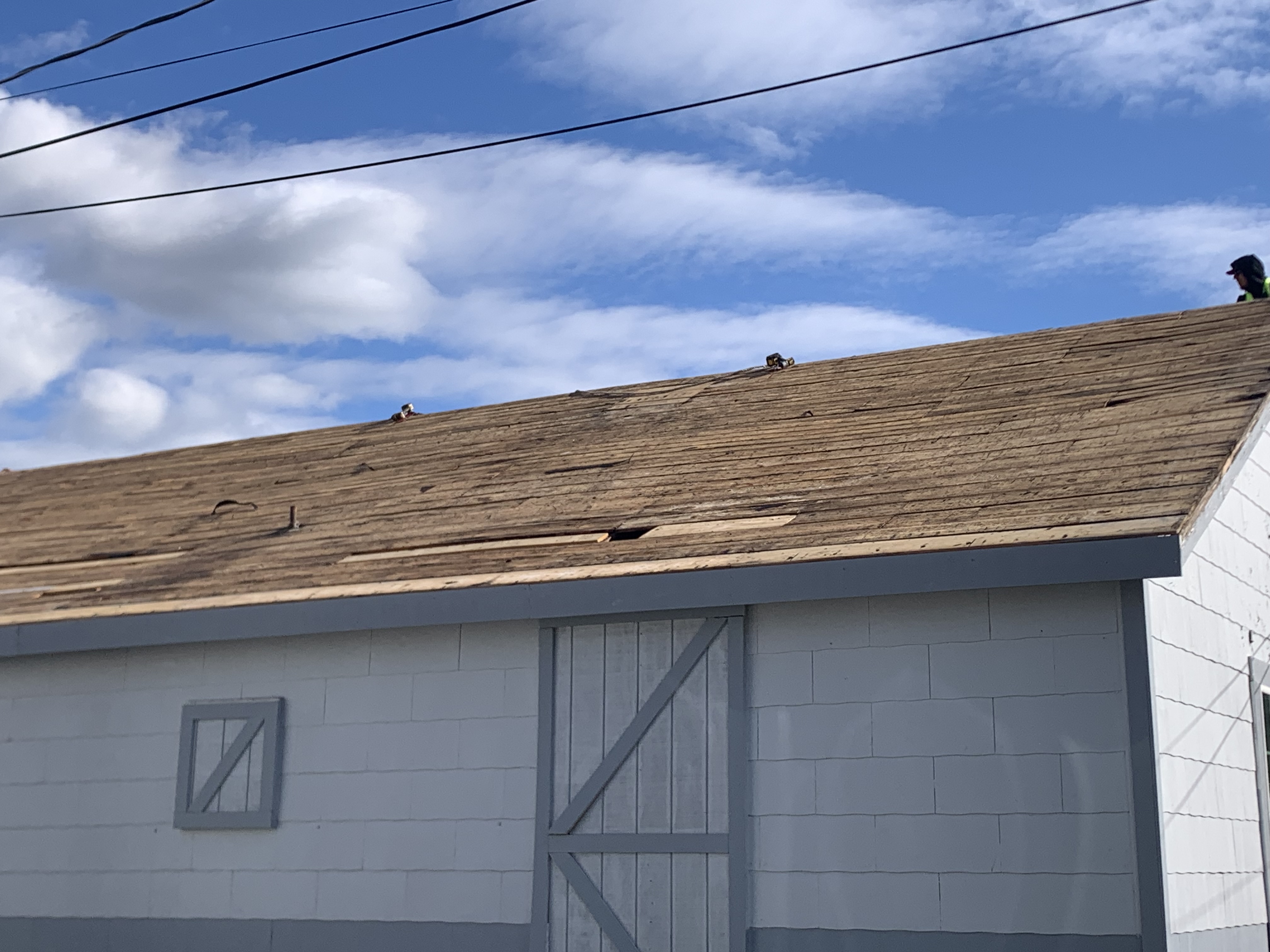 Standing-seam metal detail - concealed clip attachment with raised seam profile for superior wind-uplift and weathertightness